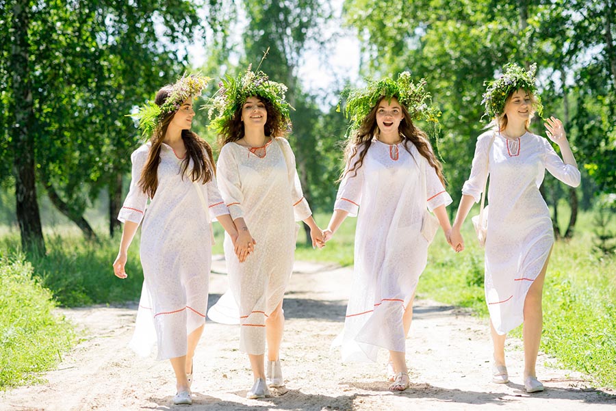 A cozy shot with Slavic girls — straight from Tokyo