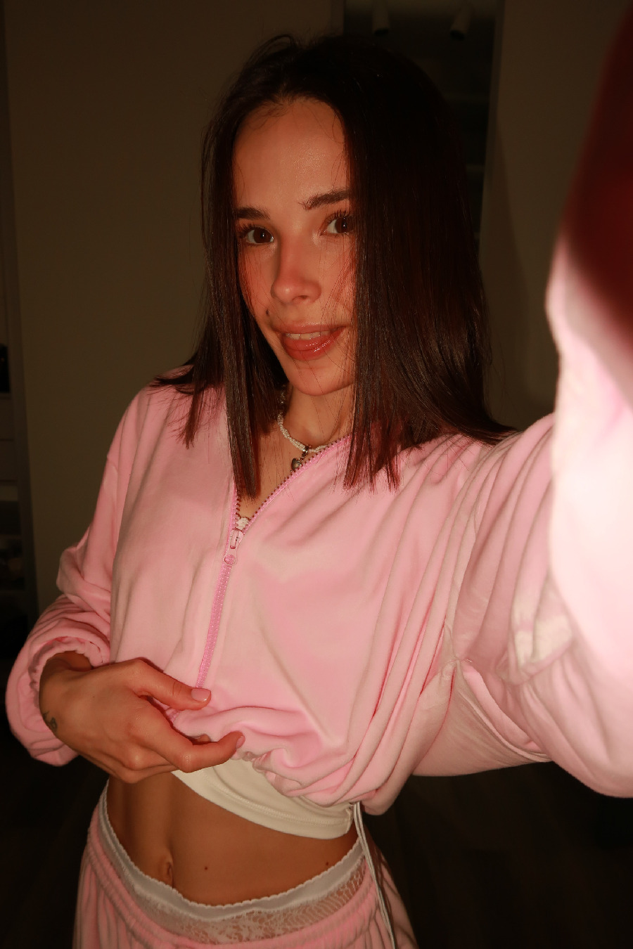 Tina brings the glow — live moments in Tokyo